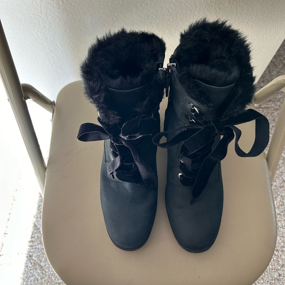 Geox Respira Faux Fur Lined Black Italian Leather Heeled Boots Size 8.5 - Picture 6 of 12